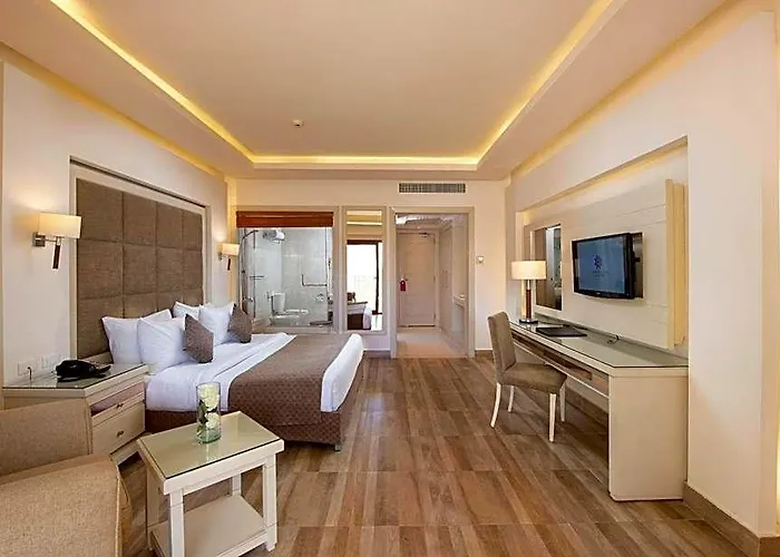 Charmillion Club Resort